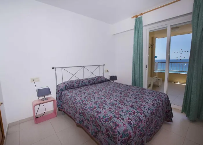 Edificio La Reina Apartman *