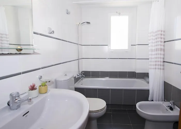 Apartman Edificio La Reina *