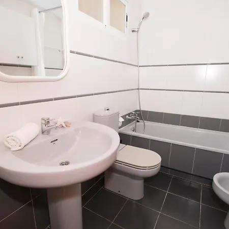 Apartamento Edificio La Reina *